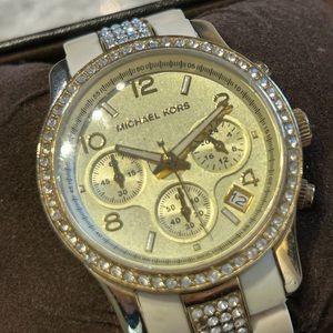 Michael Kors Women’s Watch MK5210 Gold Tone Crystal Bezel With Box